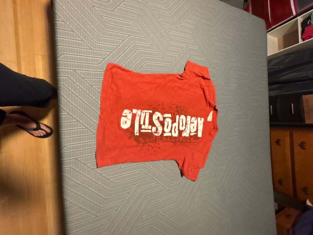 Aeropostale Nineteen Eighty Seven Graphic T-Shirt Red Size L